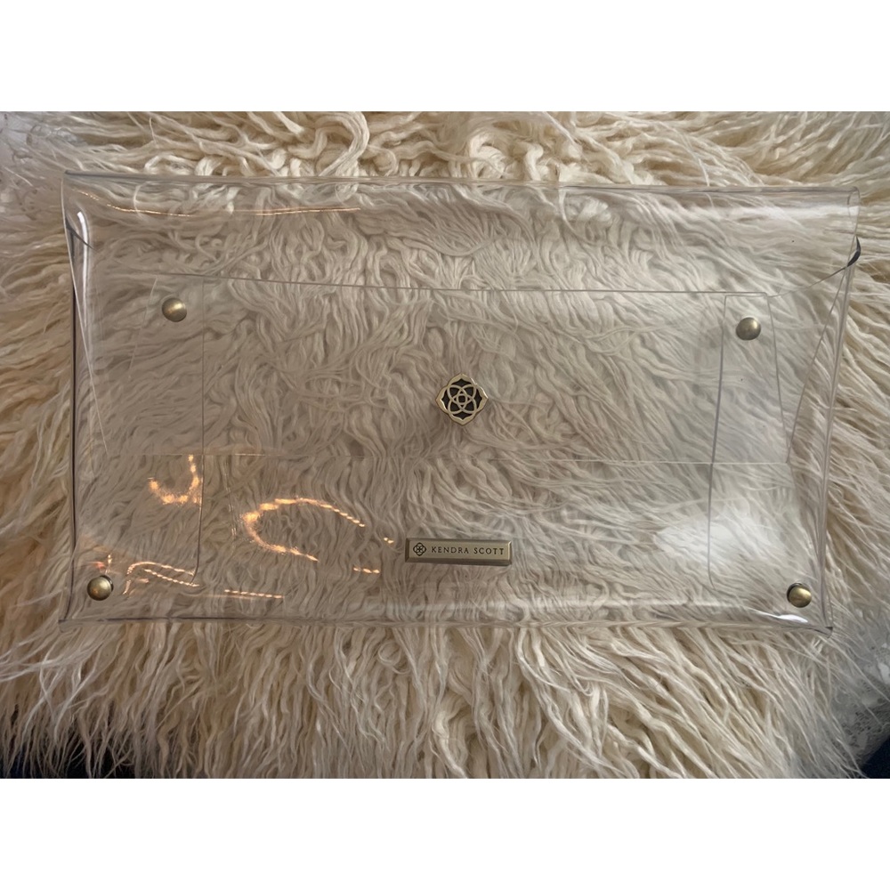 ‼️EXCLUSIVE‼️ Kendra Scott clutch